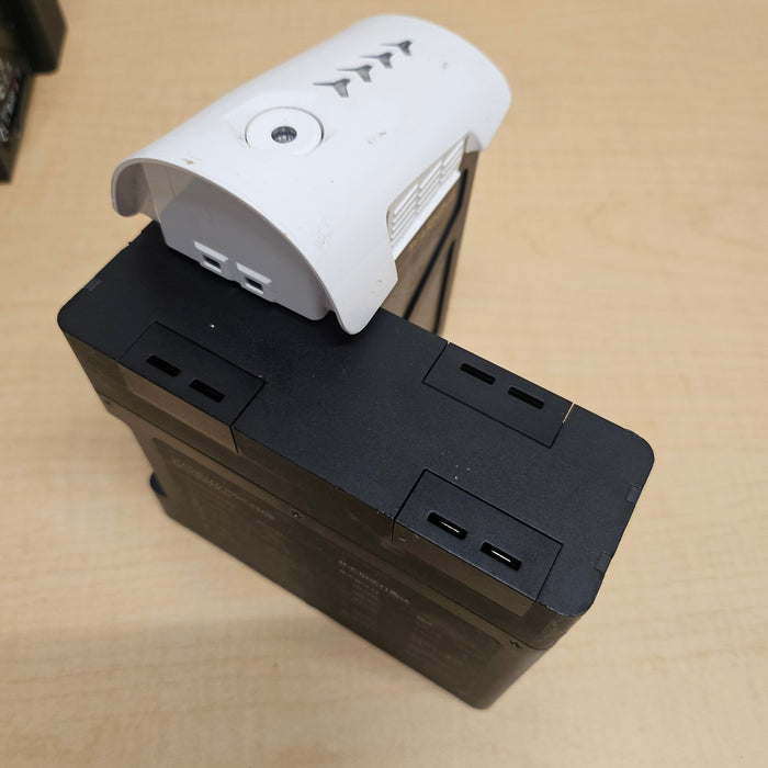 OEM DJI Phantom 3 / Inspire 1 Battery Charging Hub (pre-owned)